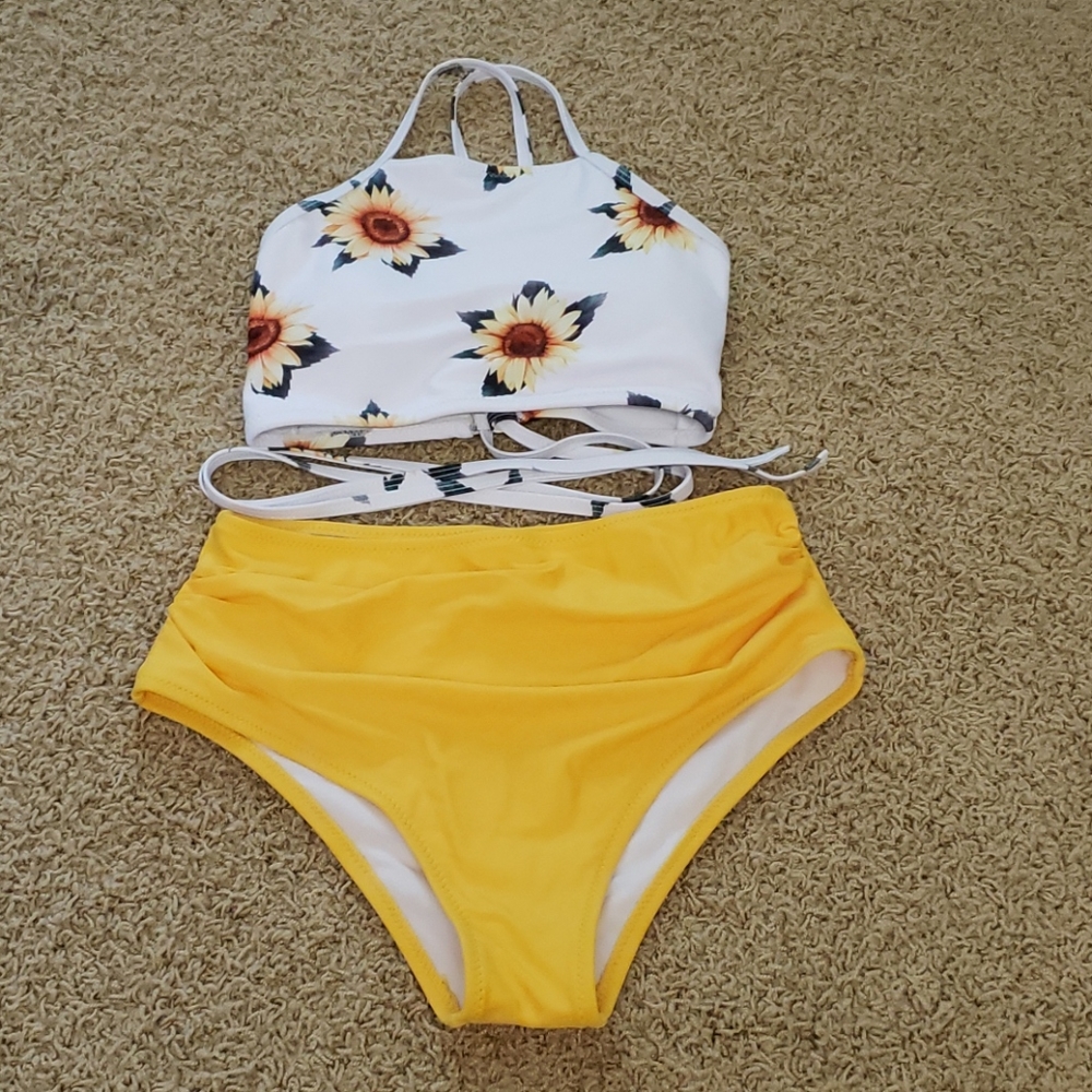 NWOT SHEIN SWIMSUIT